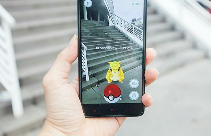 Askerler Pokemon Go Oynamaya Başladı!